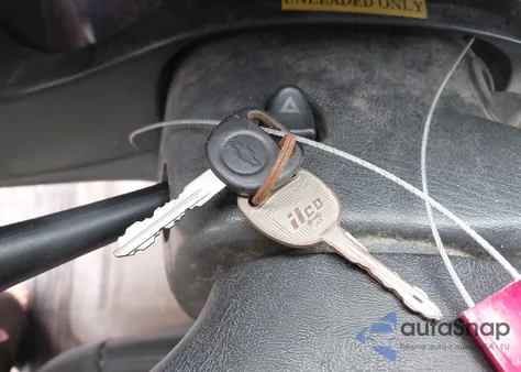 2005 Chevrolet Silverado 2500Hd Ls из США, поврежденный, VIN 1GCHK24U55E306143